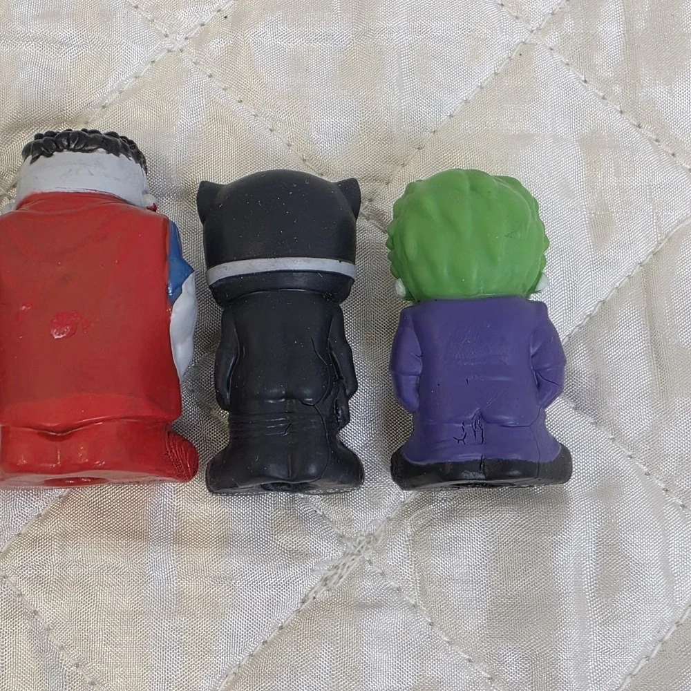 Lot Of 7‎ Ooshies Marvel Legend BATMAN DC Comic Super Hero Pencil Toppers